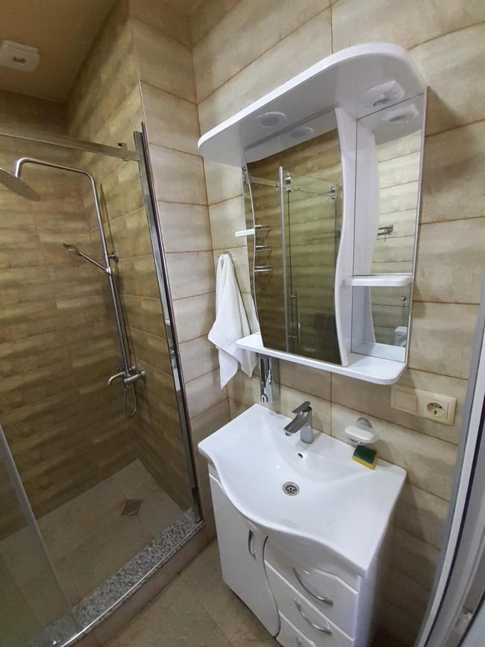 Apartament Delux Sea View باتومي الغرفة الصورة