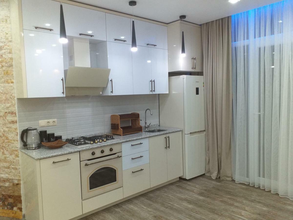 Apartament Delux Sea View باتومي المظهر الخارجي الصورة